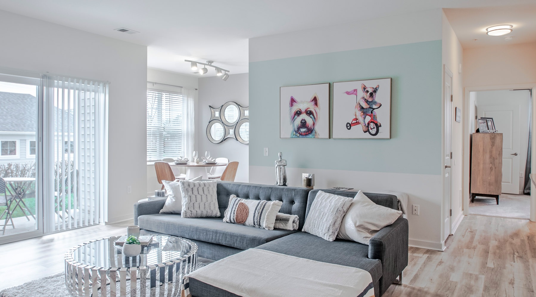 parallax image Open space living area with natural lighting